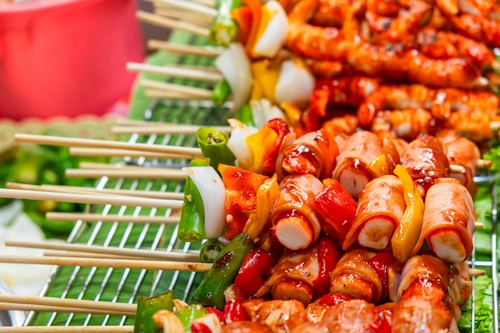 Street Food weltweit – Buchstaben mit Biss